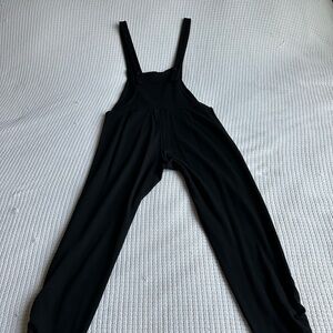 Black pants jumper. Cotton, flattering, cute with crop top. Wore once.